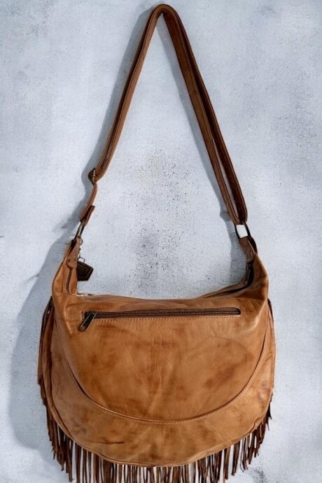 Cartera NIMA Con Flecos Línea Ottenta Cartera NIMA Con Flecos Línea Ottenta