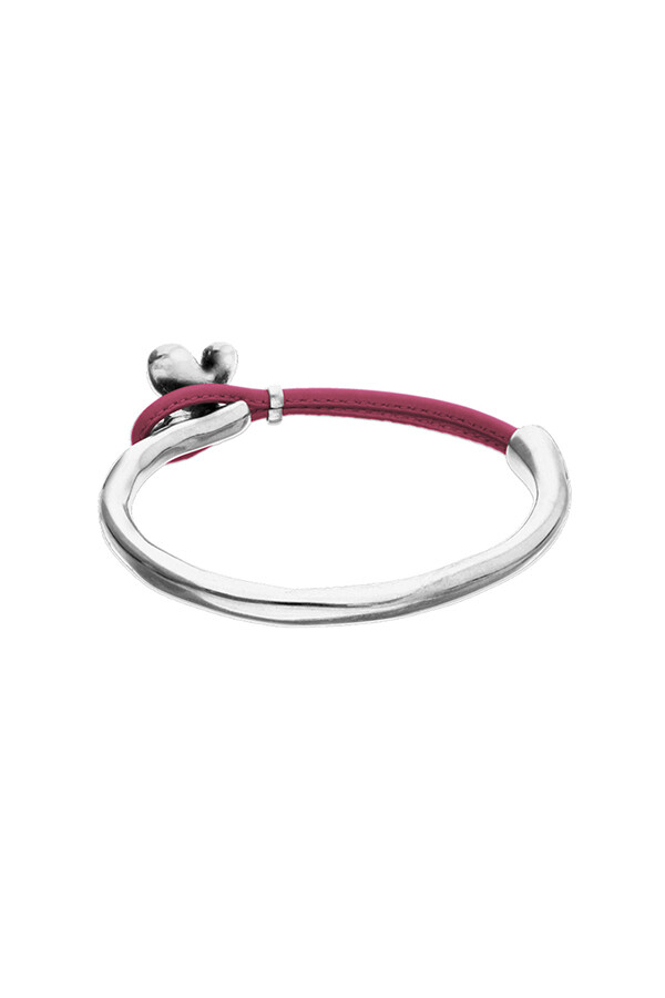 PULSERA DE CUERO ROSA SEMIRÍGIDA BAÑADA EN PLATA DE LEY CON MARIPOSA Pulsera