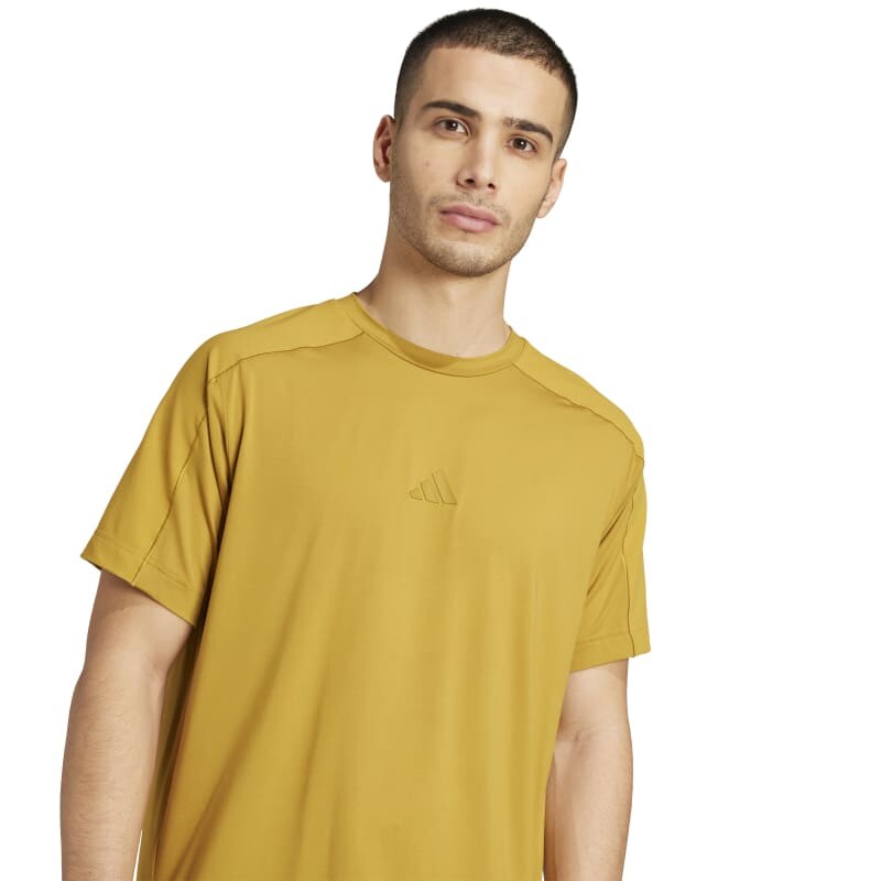 Remera Adidas Puremotion Marrón