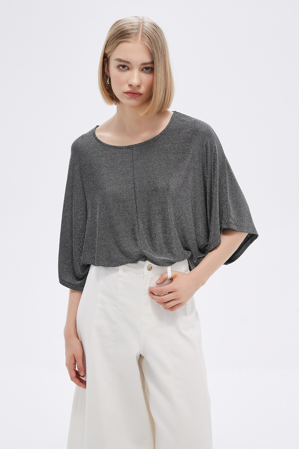 Remera Banjee Gris Oscuro