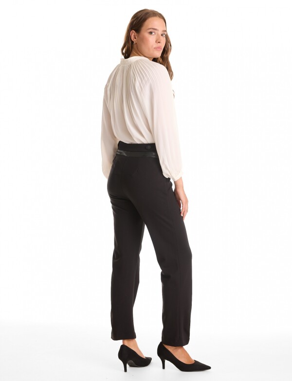 Pantalon Aplique Eco Cuero NEGRO
