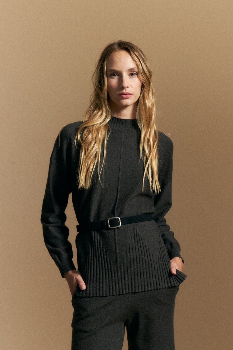 POLERA CASIOS Negro