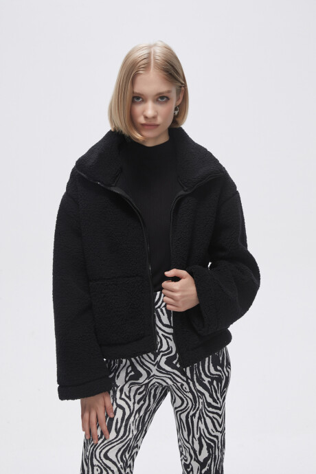 Campera Tadea Negro