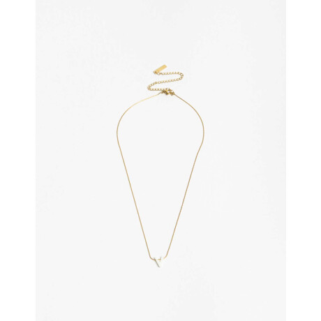 Cadena Corta con Dije Perlas Dorado