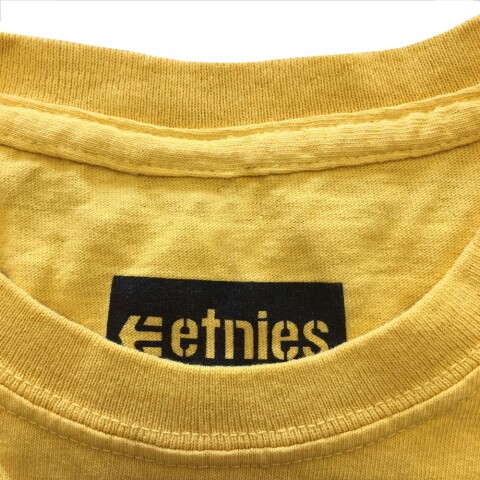 REMERA ETNIES TEAM Mustard