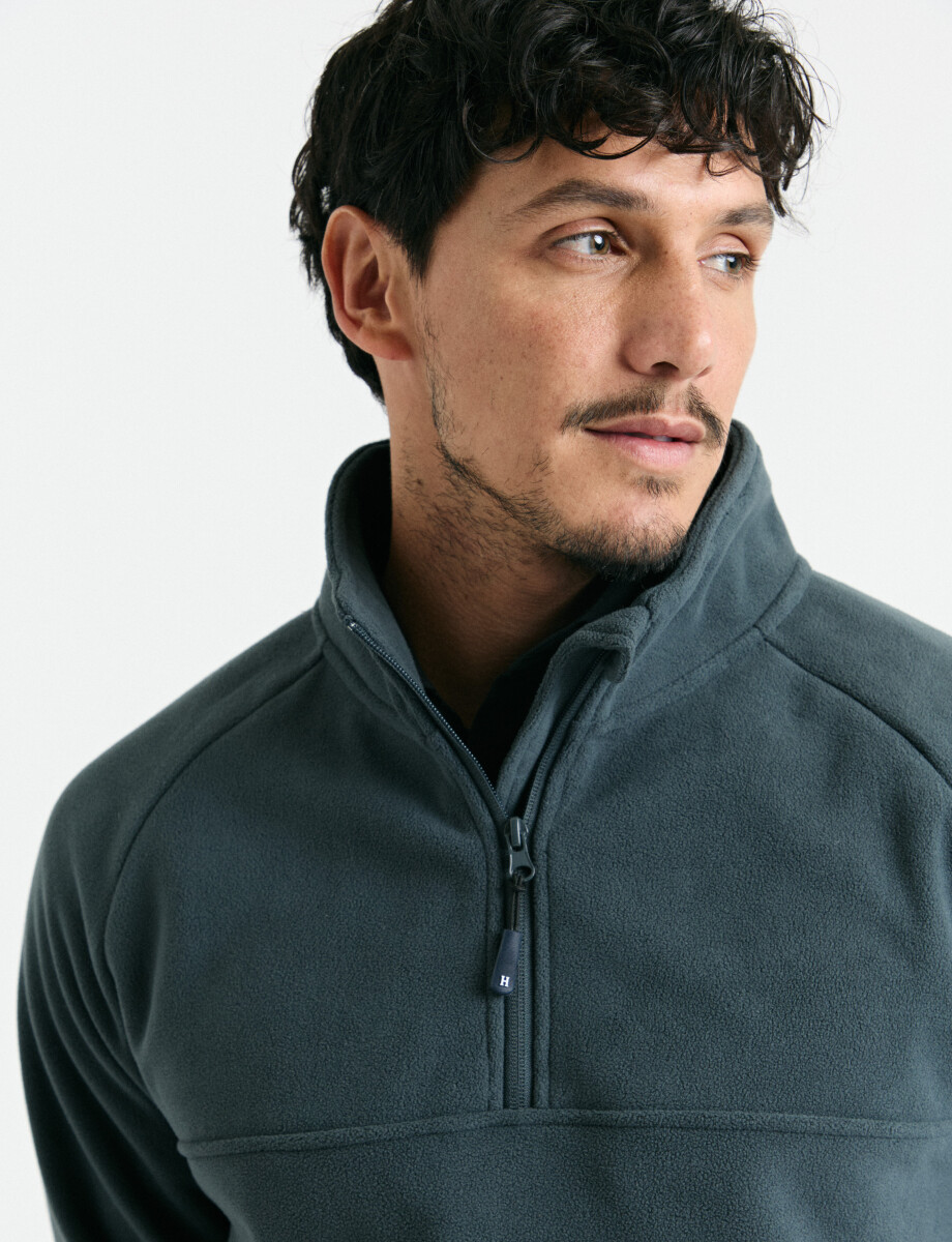 470565 SWEATER NAVIGATOR Petroleo