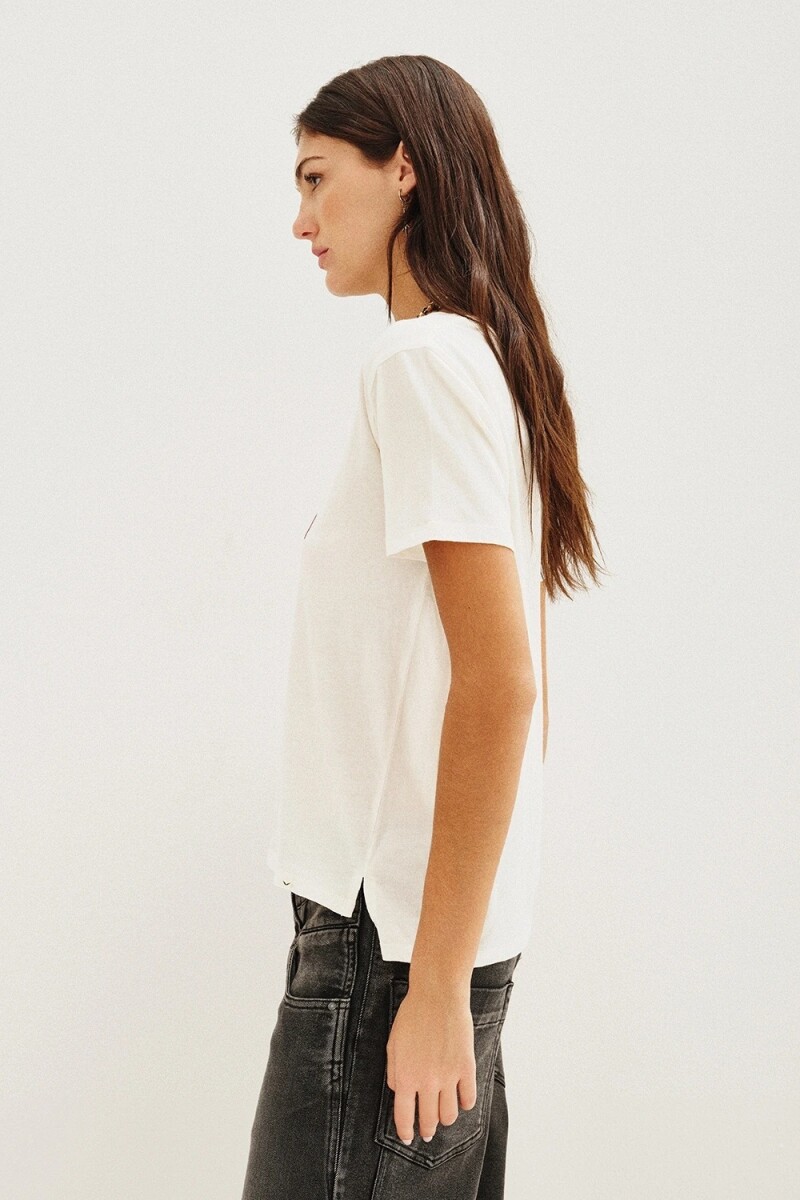 Remera Fall In Love Crudo