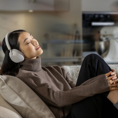 Auriculares SONY inalámbricos con Noise Cancelling WH-1000XM5 SILVER