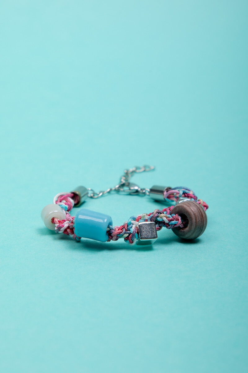 PULSERA TEJIDA GREAT VARIOS