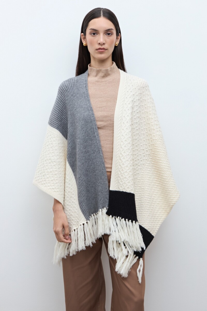 Ruana color block con flecos crudo
