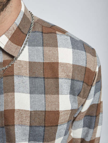 Camisa franela tostado