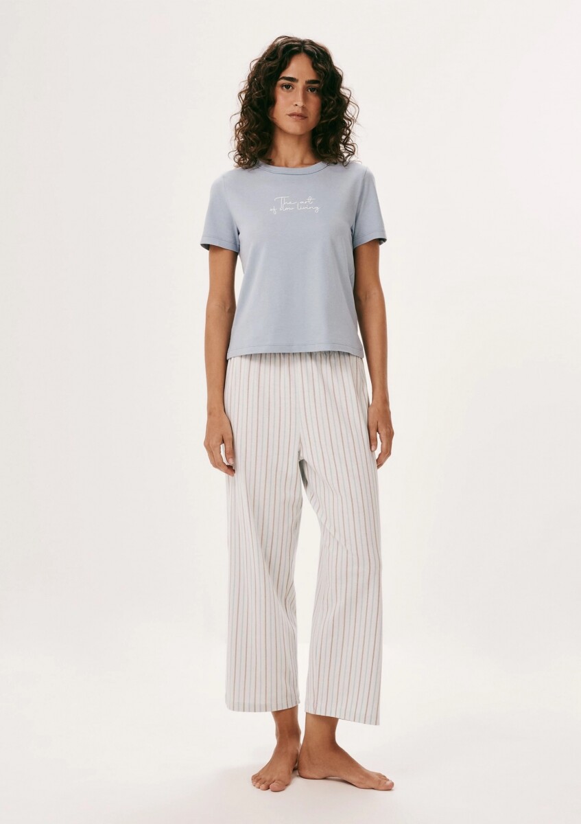 PIJAMA CON PANTALÓN LARGO - CELESTE 