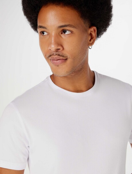 CAMISETA BÁSICA SUPER COTTON CUELLO EN V BLANCO