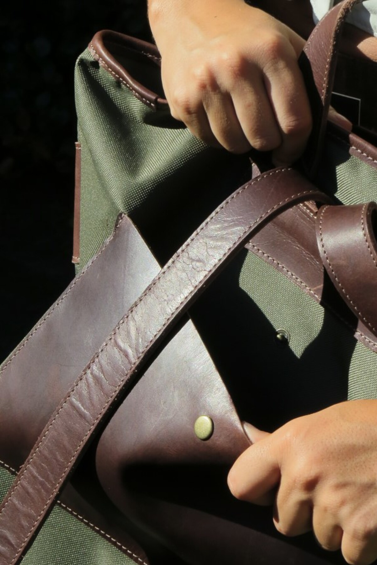 Mustang Backpack Chocolate / Verde Seco