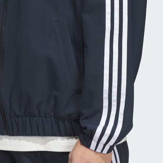 Campera Adidas Superfire - Negro Campera Adidas Superfire - Negro