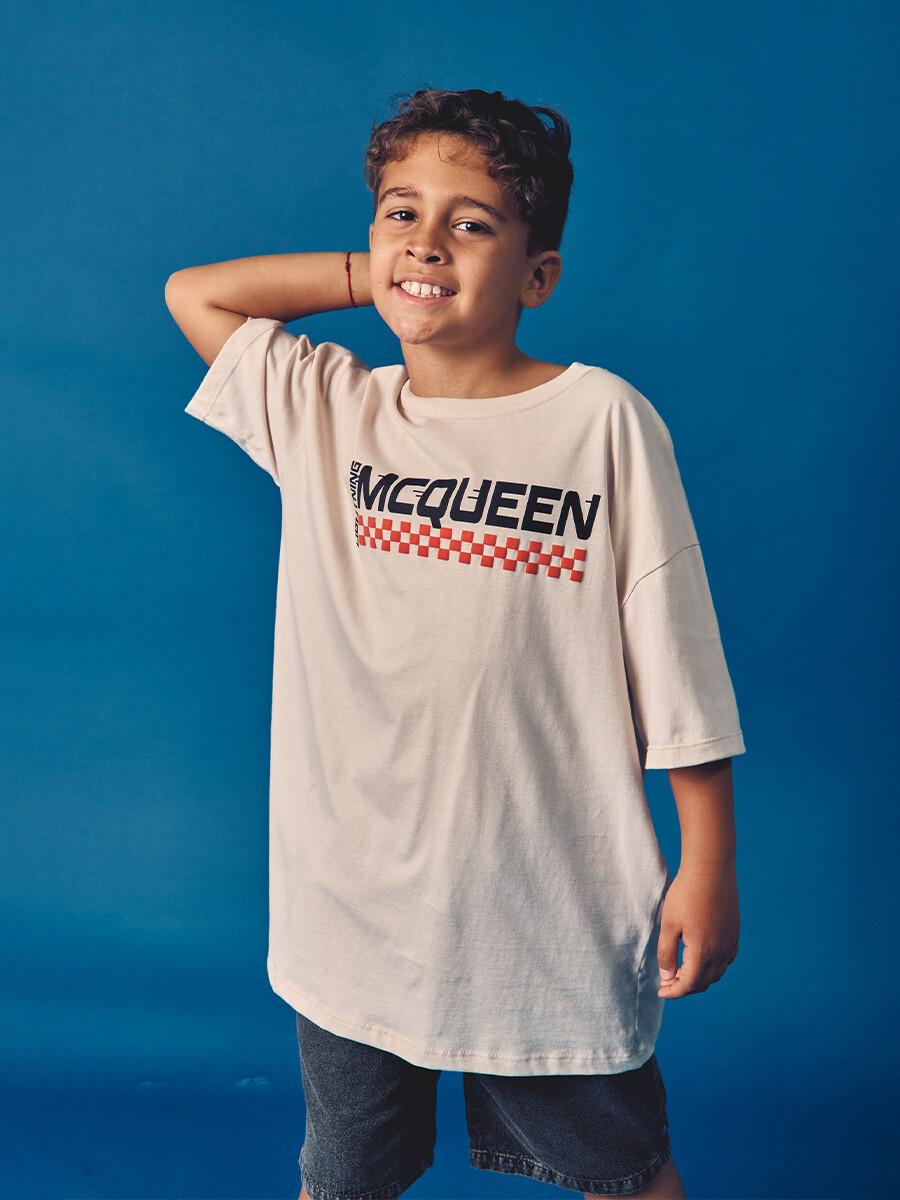 REMERA RED MCQUEEN - CRUDO 