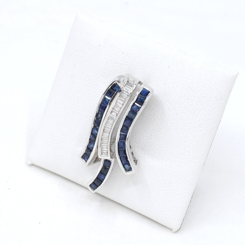 Colgante En Oro Blanco 18K, Zafiros Y Brillantes Colgante En Oro Blanco 18K, Zafiros Y Brillantes