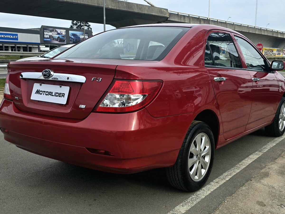 BYD F3 GI 2018 EXCELENTE ESTADO! | Permuta / Financia BYD F3 GI 2018 EXCELENTE ESTADO! | Permuta / Financia