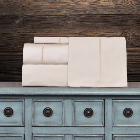 Juego de Sábanas 1 Plaza Twin Plus Lisa 200 Hilos Beige