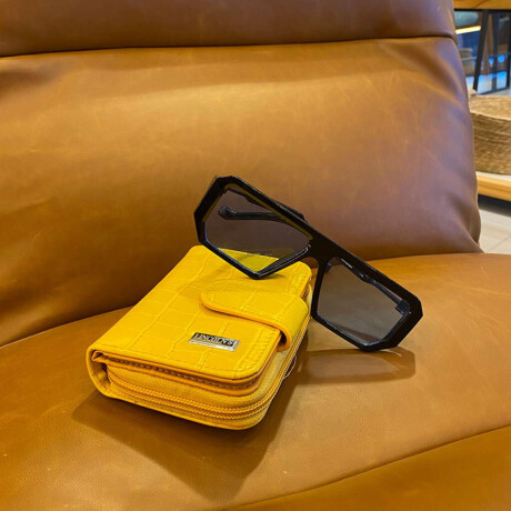 Billetera Paloma Mostaza