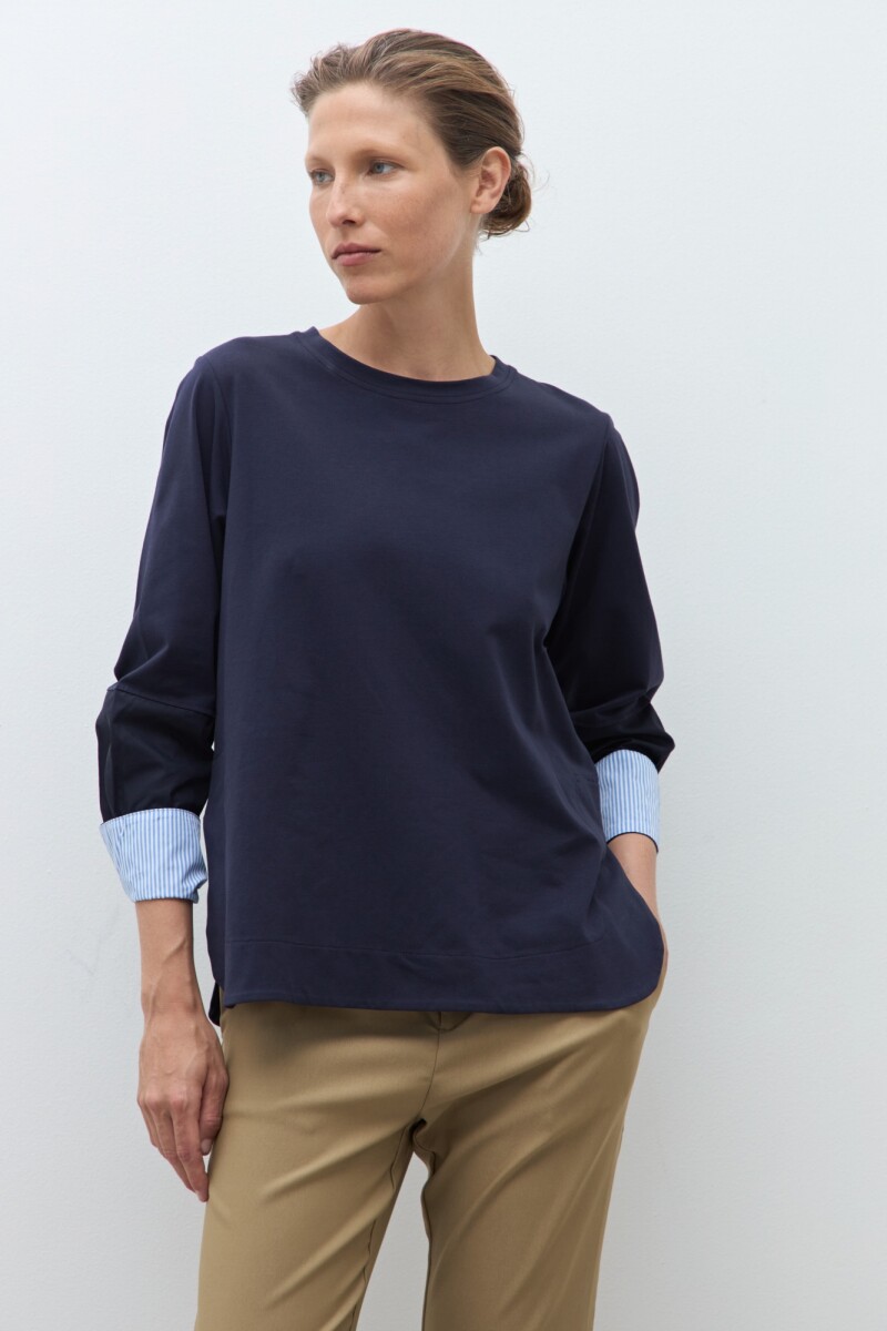 Remera puños rayados azul marino