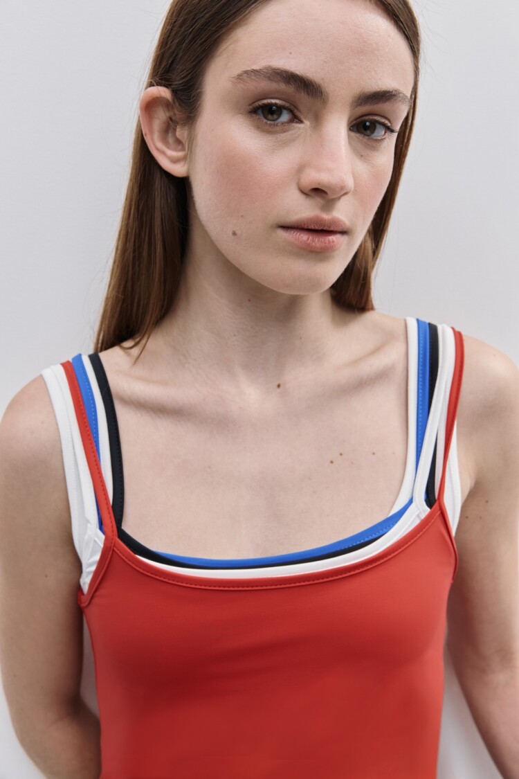 MUSCULOSA TULIPAN Rojo