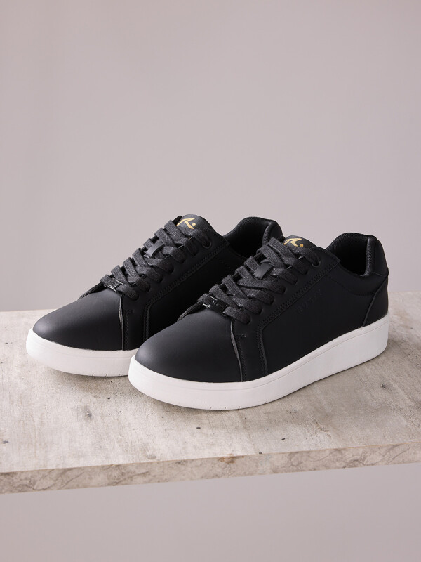 CHAMPIONES OPORTOW RUSTY Negro / Blanco