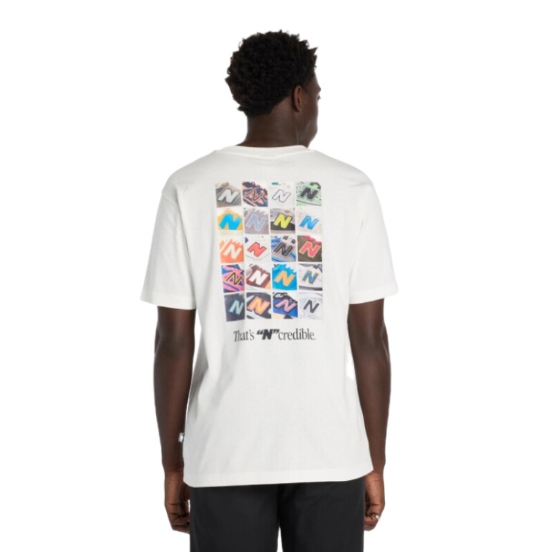 Remera New Balance N Collage - Blanco Remera New Balance N Collage - Blanco