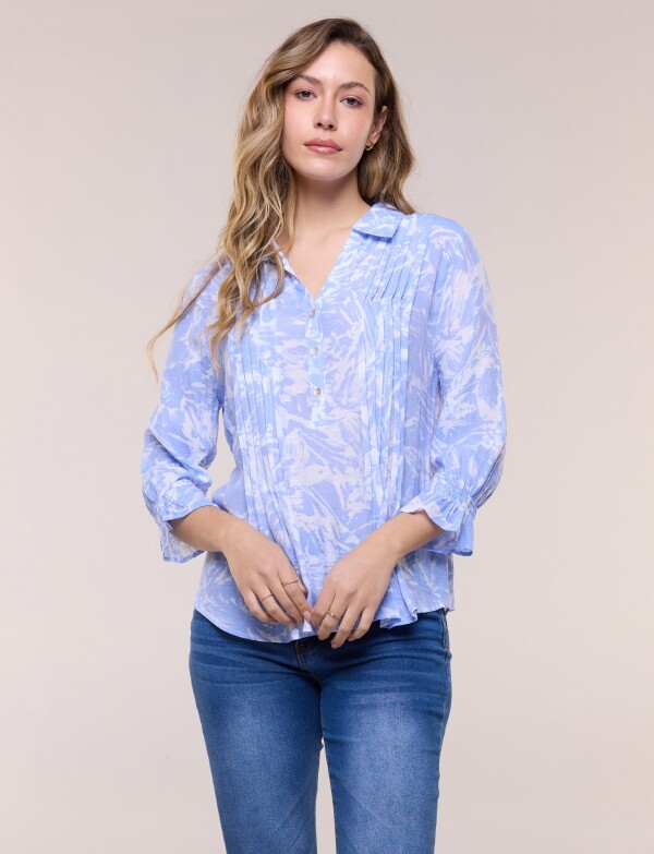 Blusa Estampada Pincelada Con Alforzas CELESTE
