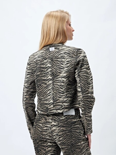 CAMPERA P.CAKE TAMPA ANIMAL PRI
