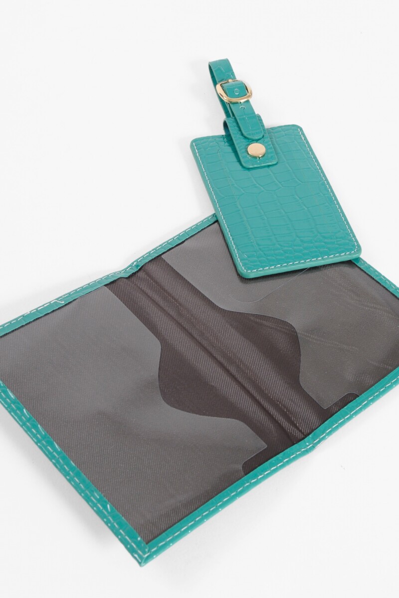 Set de funda para pasaporte y tag de valija croco celeste