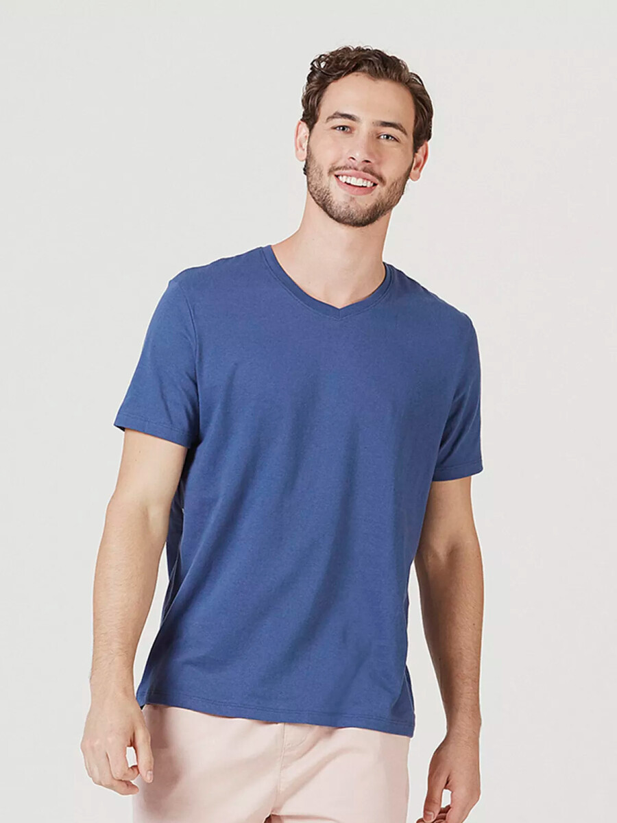 CAMISETA BÁSICA WORLD CUELLO EN V - AZUL MARINO 