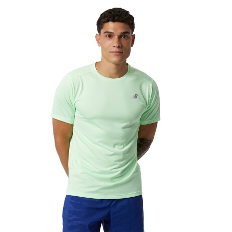 Remera New Balance de Hombre - ACCELERATE SHORT - MT03203VSG GREEN