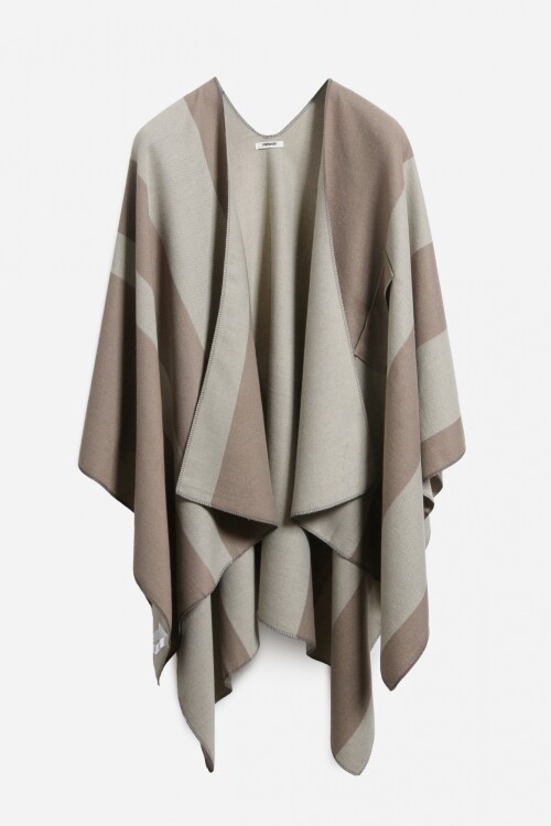 Capa ruana bloques beige