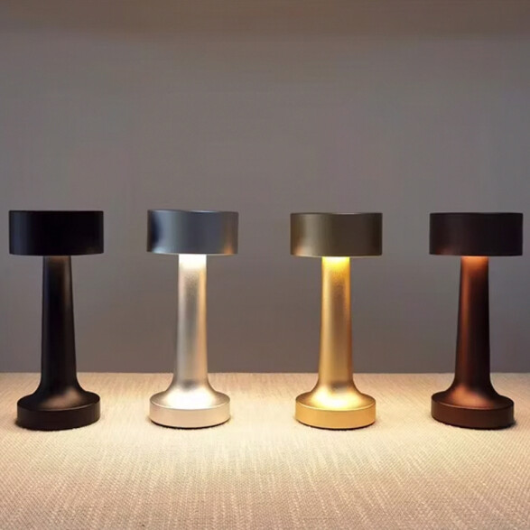 Lámpara de mesa LED negra inalámbrica USB-C cálida AI9850