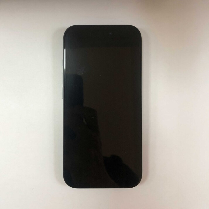 iPhone 16 256 GB - Black iPhone 16 256 GB - Black