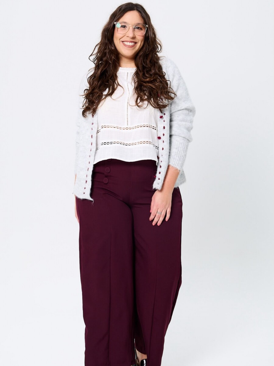 Pantalón Botones Bordo