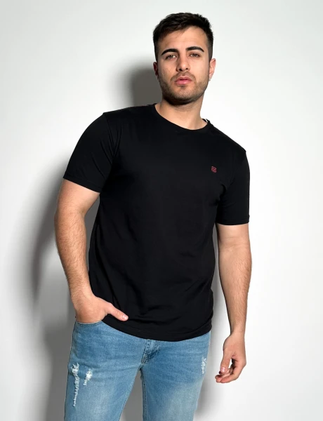Remera lisa manga corta Timo Negro