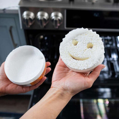 Pasta de pulir multiuso Scrub Daddy y esponja