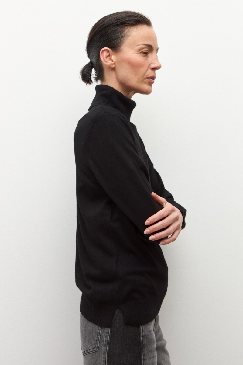 Polera básica negro