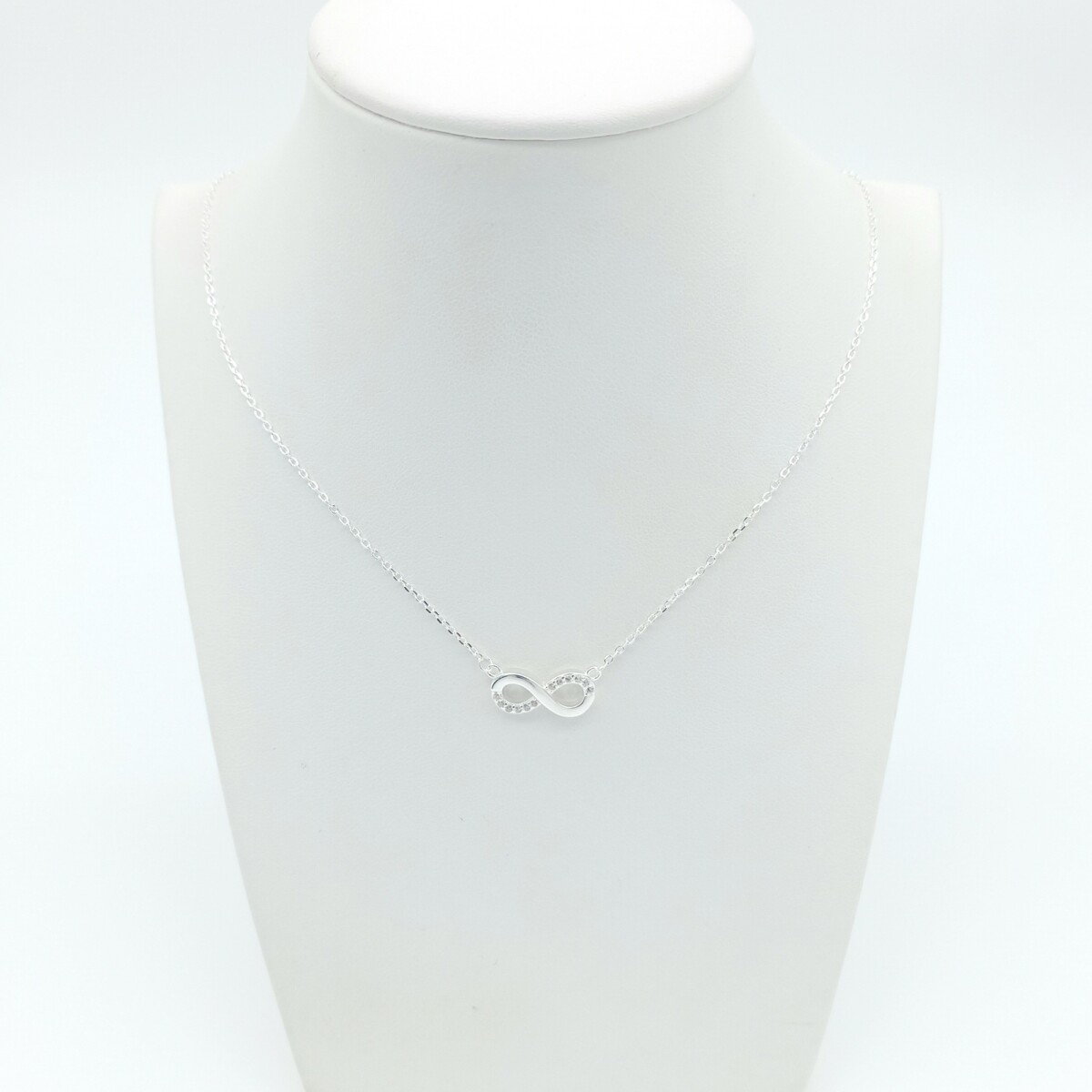 Colgante de plata 925 con circonias, INFINITO. 