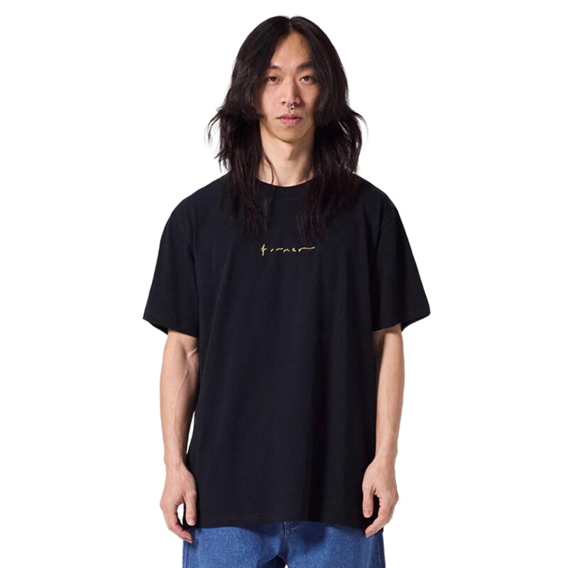 Remera Former Rampant - Negro Remera Former Rampant - Negro