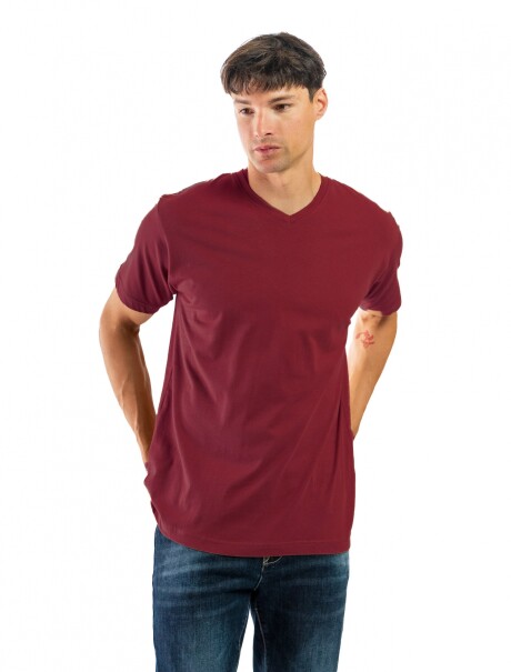 Remera Algodón Cuello V Bordo