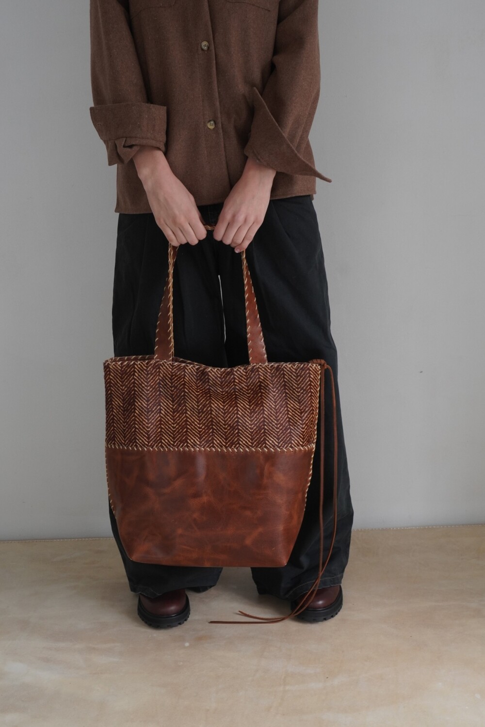 Taba Handbag Tweed Chocolate
