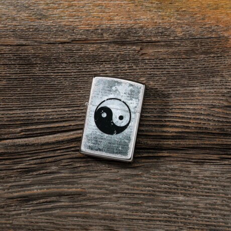 Encendedor Zippo Ying Yang - 49772 Encendedor Zippo Ying Yang - 49772