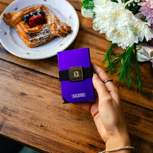 Billetera Baleine Card Slider - Lavanda Billetera Baleine Card Slider - Lavanda
