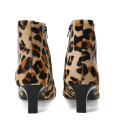 Botas de Mujer Bottero Caña Baja Y Taco Fino Animal Print