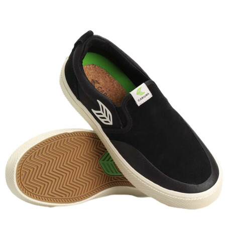 Championes Cariuma Slip On Skate Pro Negro