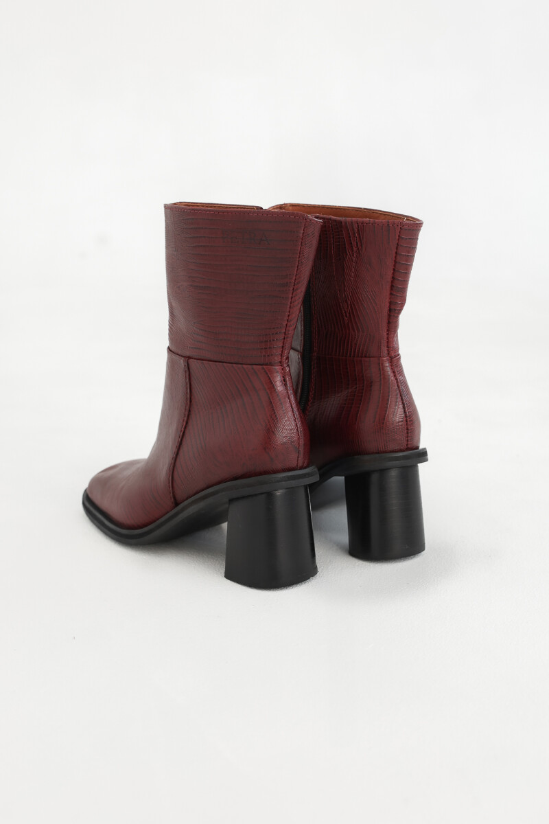 Bota Julia Short Bordeaux