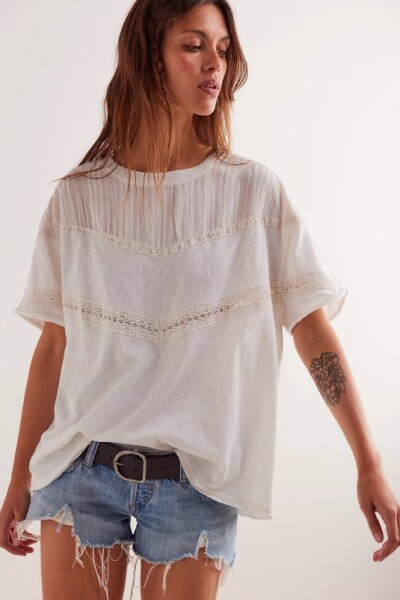 Remera Dorothy Marfil